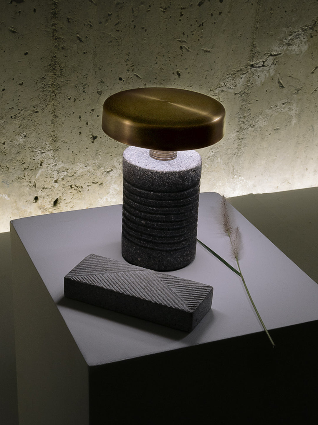 Ana Lamp Bronze